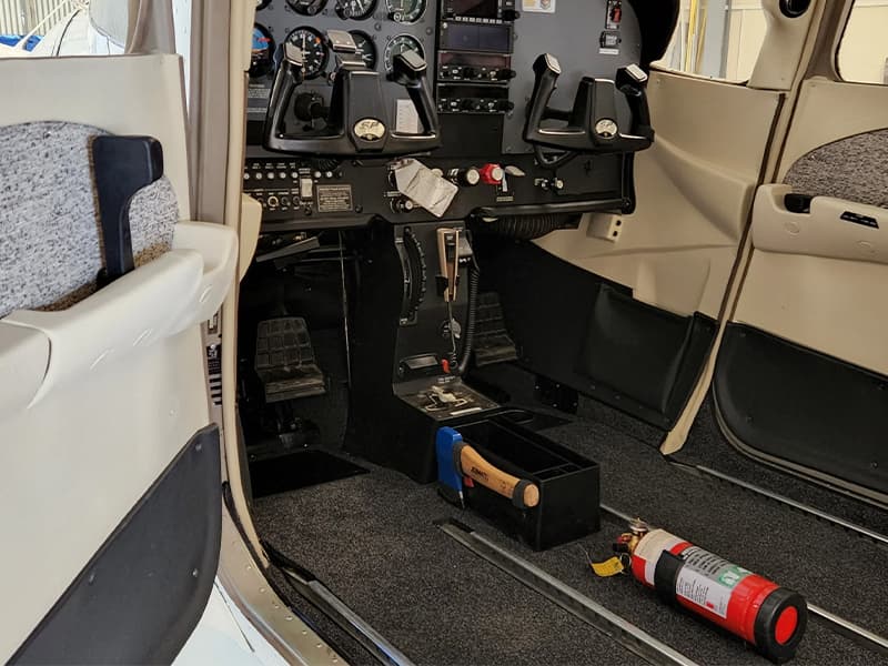 Cessna 172 SkyHawk - Image 5