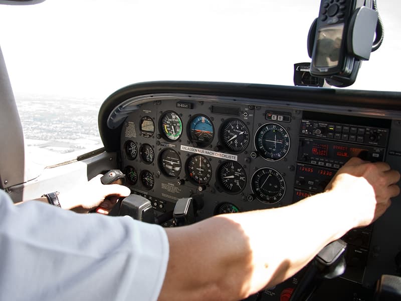 Cessna 172 SkyHawk - Image 4